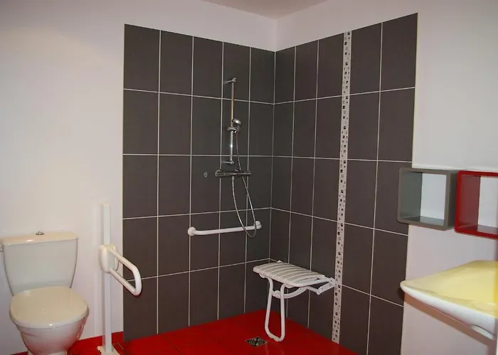 Le Bois Flotte منتزه العطل 4*