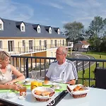 Le Bois Flotte Ferienpark 4*