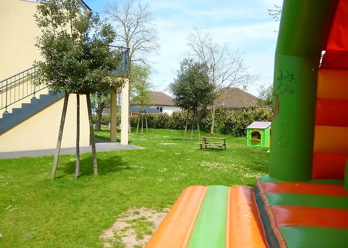 Holiday park Le Bois Flotte Merville-Franceville-Plage